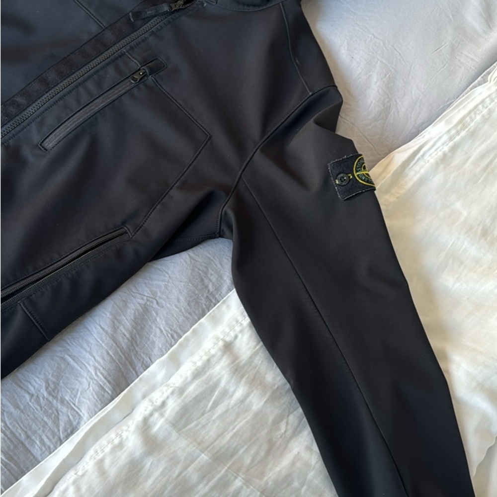 Stone Island Black Soft Shell R Jacket - Picture 4 of 6